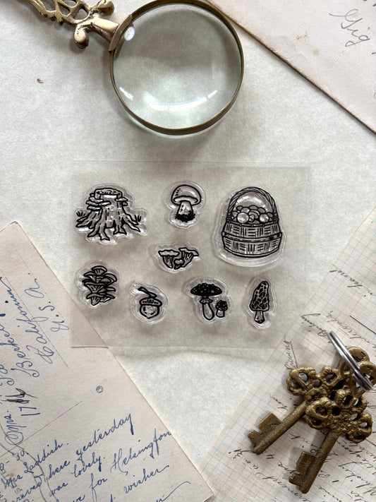 Foraging clear stamp set