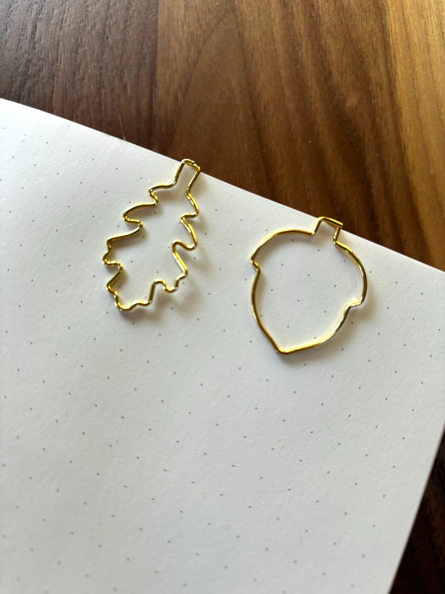 Oak leaf & acorn paper clip set