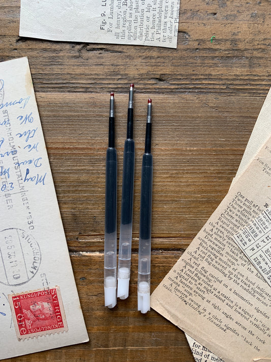 Gel pen refills (black or blue)